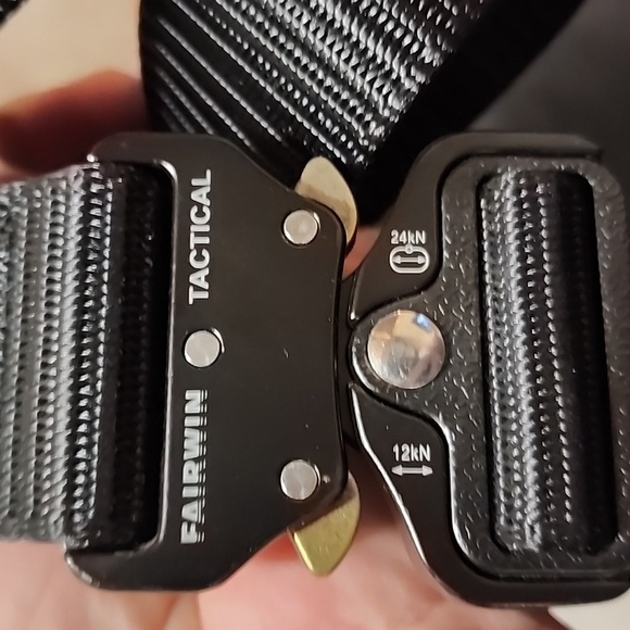 Black Tactical Belt - Picture 3 of 5